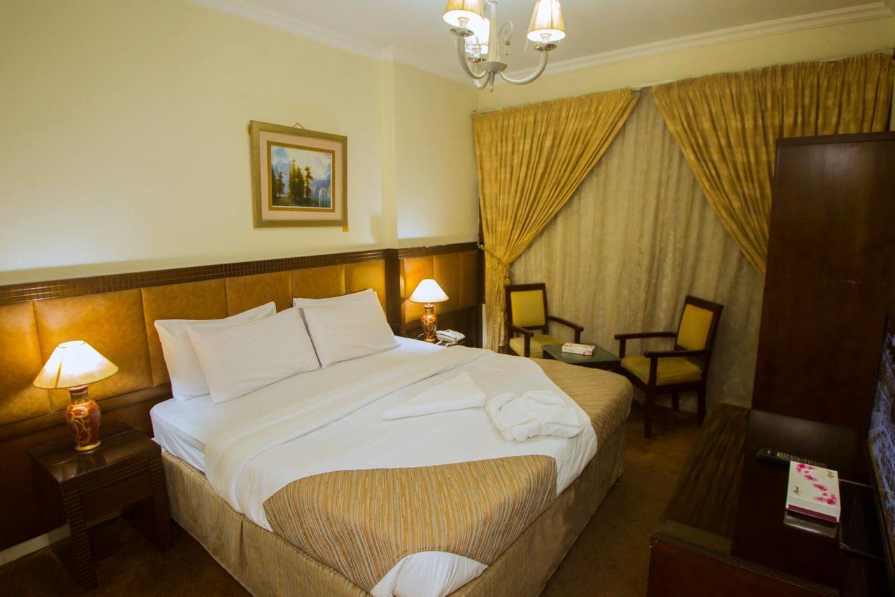 Anwar Al Zahraa Hotel Medina Exteriör bild